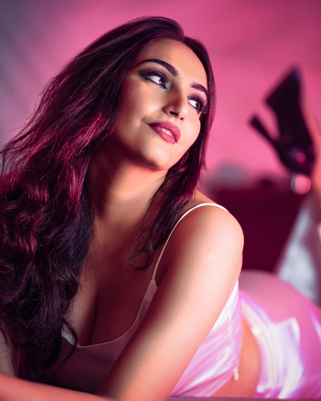 ragini dwivedi