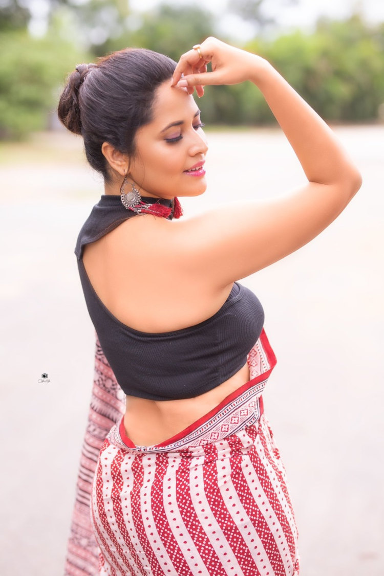 anasuya bharadwaj