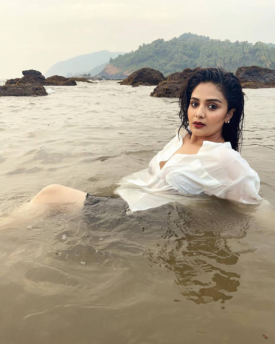 sreemukhi