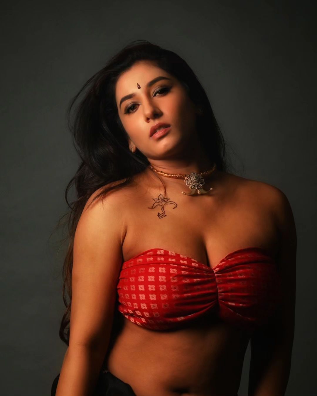 vishnu priya latest photos