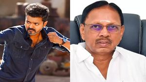 ஜனநாயகன் நம்பர் 1.. விஜய் படம் இப்படி லீக் ஆகிடுச்சே?.. புலம்பும் திருப்பூர் சுப்ரமணியம்