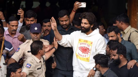 தெலுங்கு சினிமாவில் தலைதூக்கி இருக்கும் அரசியல்.. கைதுக்கு பின்னால் இருக்கும் நடிகர்!