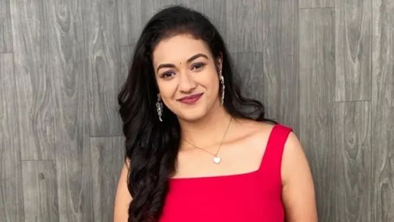 அவர் சொன்னதைதான் செய்தேன்.. வீடியோவுக்கு பிறகு மேடையேறிய சிறகடிக்க ஆசை ஸ்ருதி நாராயணன் ஓபன் டாக்
