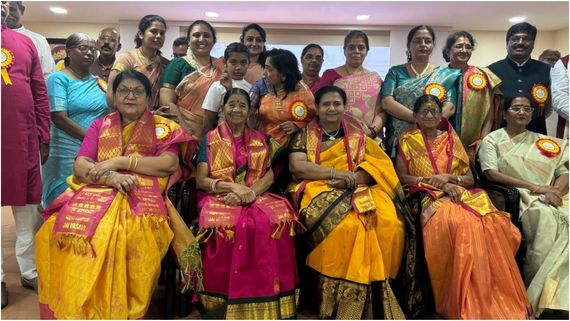  30 வருட திரைப்பயணம்: குட்டி பத்மினிக்கு வாழ்நாள் சாதனையாளர் விருது!