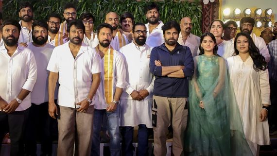 மெகா ஸ்டார் சிரஞ்சீவியுடன் நடிக்கும் ’வித் லவ்’ அனஸ்வரா ராஜன்.. கேவிஎன் தயாரிப்பில் சிரு 158!