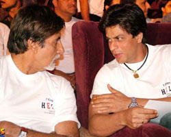 Amitabh Bachchan with Shahrukh Khan Amitabh Bachchan with Shahrukh Khan