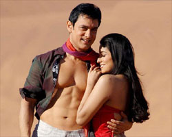 Amir Khan and Asin