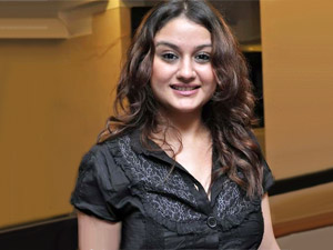 தற்போது 4 படங்கள் கைவசம் 