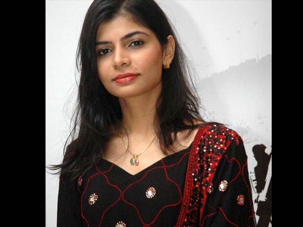 2வது புகார் சொல்வது என்ன?