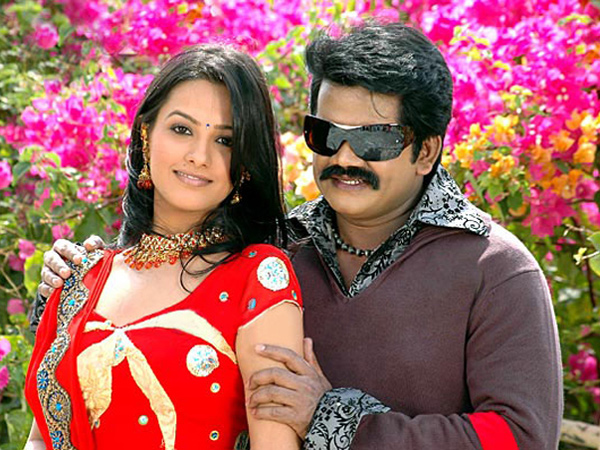 இந்தியில ரிலீஸ் பண்றேன்…. இந்தியில ரிலீஸ் பண்றேன்….