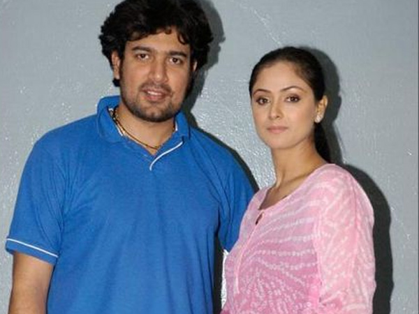 என் கணவர் ஹீரோவா?