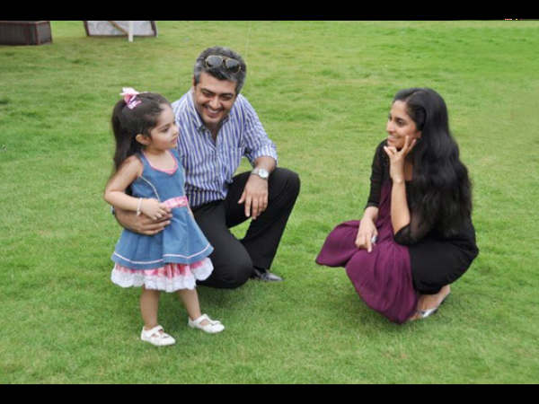 செல்ல மகளுடன் அஜீத், ஷாலினி