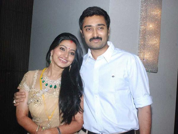 முதலில் சினிமா, பிறகு ஹனிமூன்