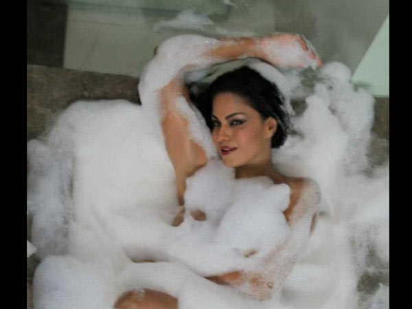 தப்பா சித்தரிக்கிறாங்களே..