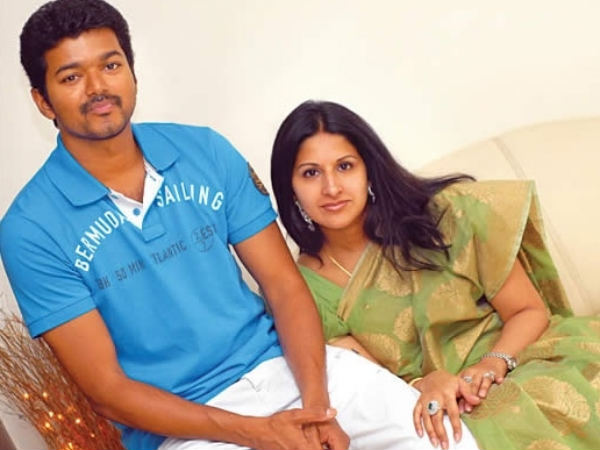 காதலி சங்கீதாவை மணந்த விஜய்