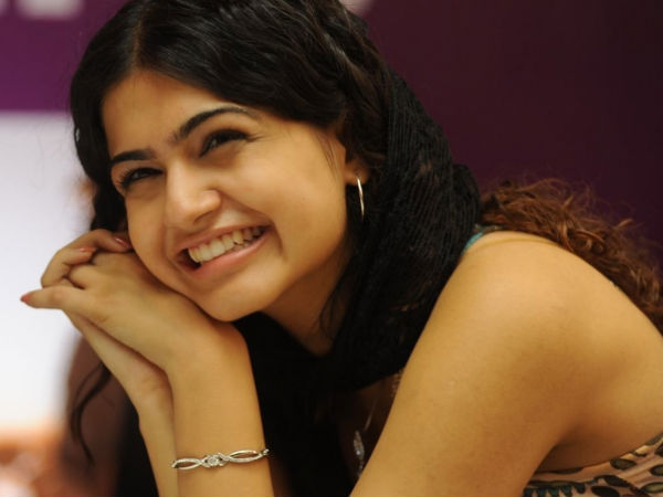 சுபா புடேலா, அக்டோபர் 22