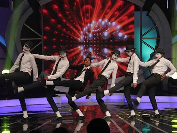 இதுவும் கலா மாஸ்டர்தான்