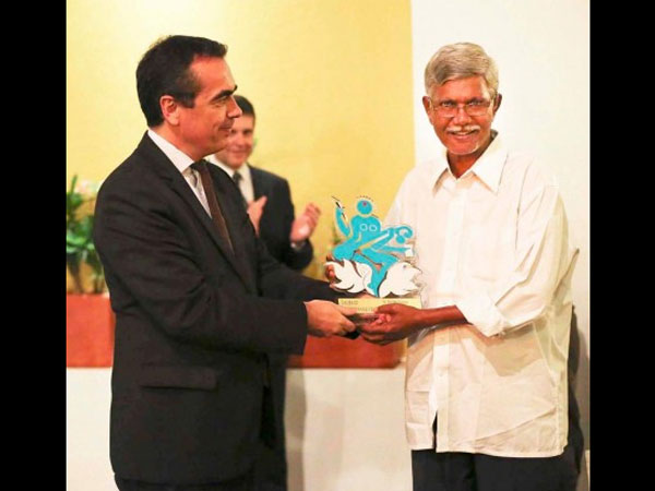 சிறந்த நாவல், சிறுகதைத் தொகுப்பு