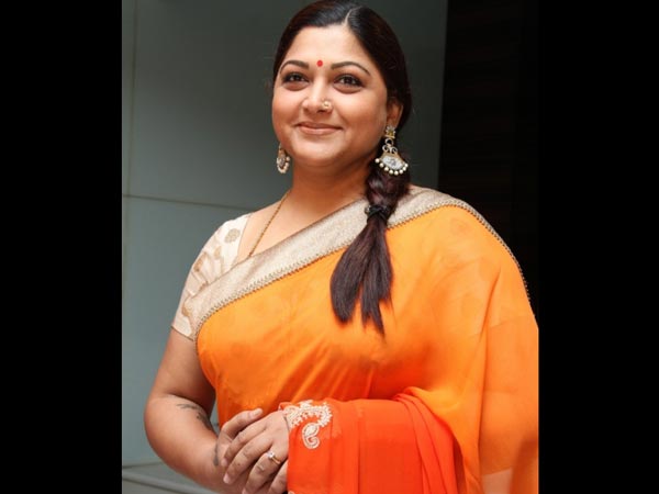 மிரட்டி வி்ட்டார் கமல் - குஷ்பு