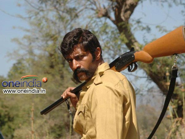 வனயுத்தம்