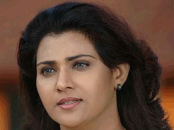 சின்னத்திரையில் அறிமுகம் சின்னத்திரையில் அறிமுகம்