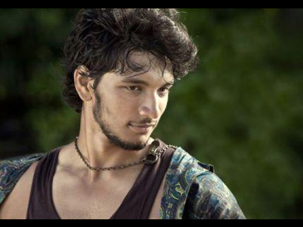 அரவிந்த்சாமி, மாதவன் போன்று ஜெயிப்பாரா கௌதம்?