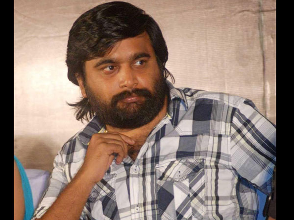 சசிகுமார் பெயரில் இ.மெயில் ஐ.டி