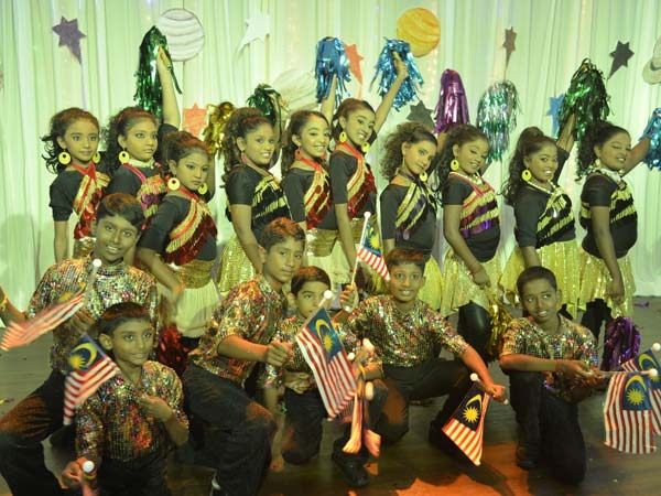 அதி புத்திசாலி குழந்தைகள்