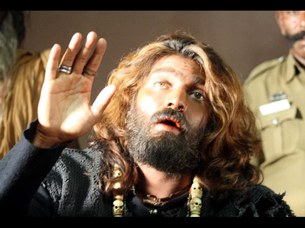 சடை முடி வளர்த்த ஆர்யா சடை முடி வளர்த்த ஆர்யா