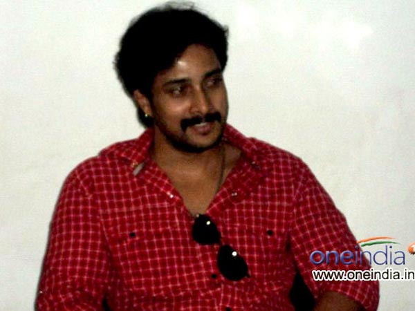 நானும் தமிழ் பேசுவேன்- பிரேம்