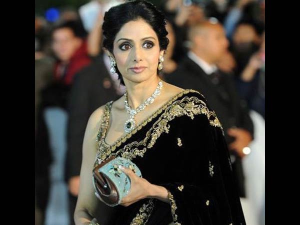 தமிழ் சேனல்கள் பார்க்கிறேன்