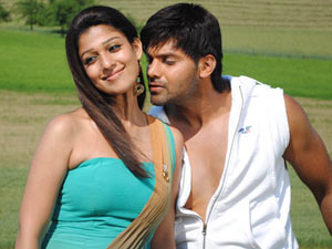 Arya 'weds' Nayanthara in Pune Church Arya 'weds' Nayanthara in Pune Church