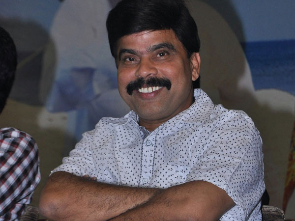 நண்பர்கள்தான் காரணம்