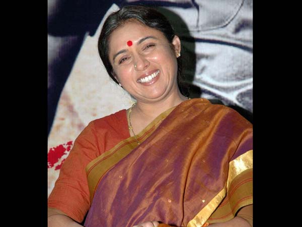 கமல் ரேவதி