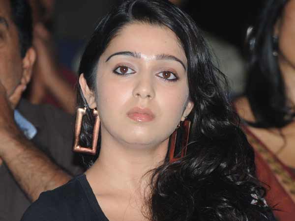 சார்மி...