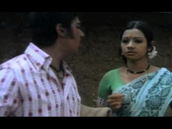 பதினாறு வயதினிலே பதினாறு வயதினிலே