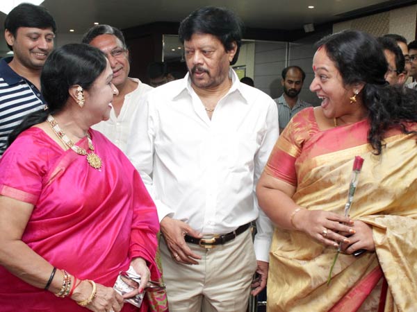 செக்கச் செவேல் அழகு