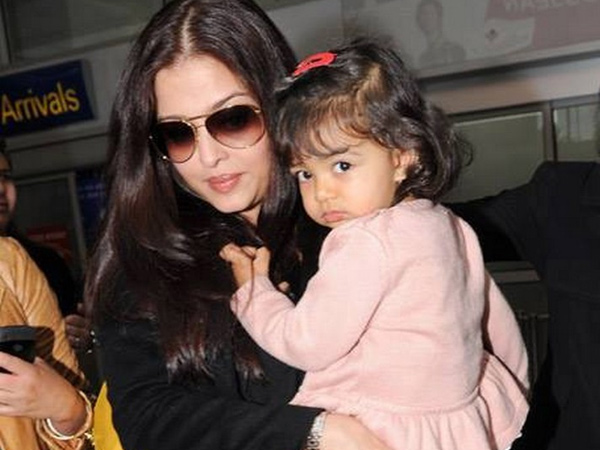 பிளே ஸ்கூல் தேடும் ஐஸ்...