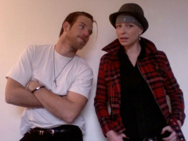 அன்புக்கும் உண்டோ அடைக்கும்தாழ்..