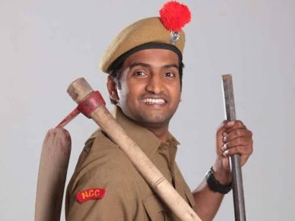 காமெடி சூப்பர் ஸ்டார்...