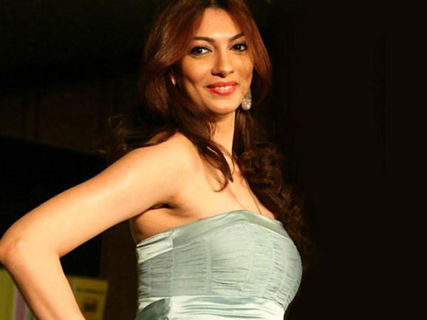 கேவலமாக அடிப்பார்