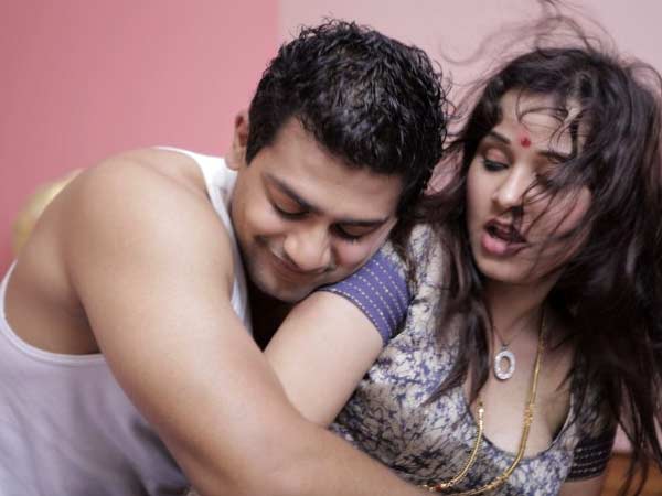 இந்த ஆண்டு மட்டும் 250 டப்பிங்