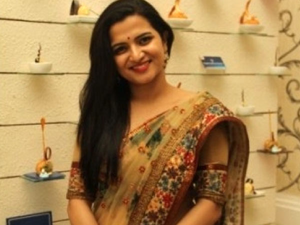 குட்டி தொகுப்பாளர்