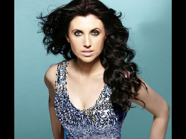 எலீனா பாலிசி என்னன்னா...