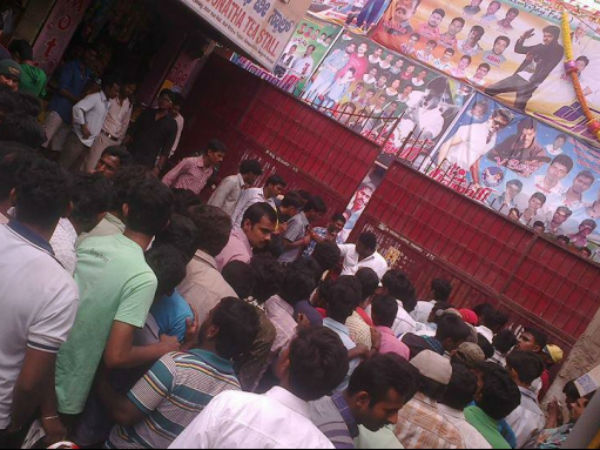 அக்கம்பக்கத்திலும் கூட ரிலீஸ்