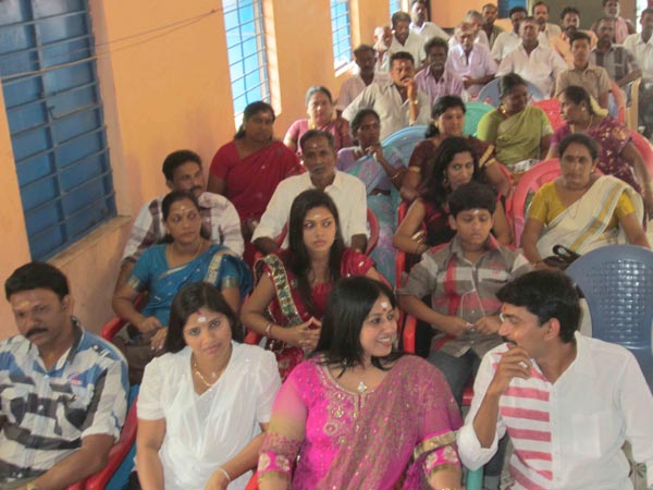 அடுத்த மாதம் படப்பிடிப்பு அடுத்த மாதம் படப்பிடிப்பு