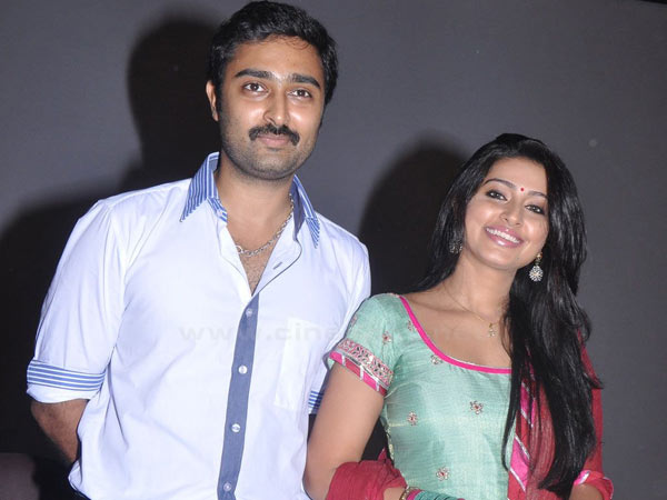 காதல் மலர்ந்த தருணம்