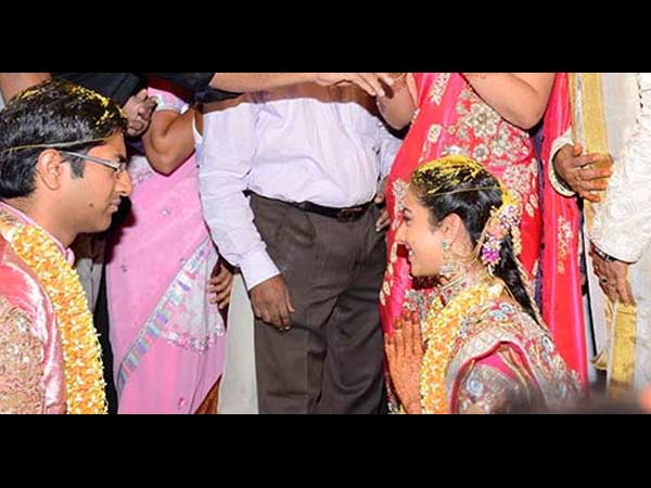 மணமக்கள்