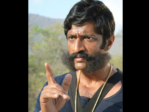 வீரப்பனாக கிஷோர்