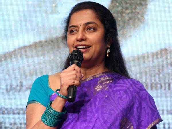 சுஹாசினி அம்மா